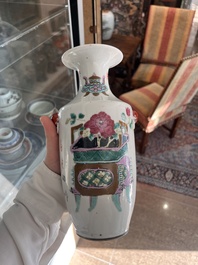 Collection vari&eacute;e en porcelaine de Chine bleu, blanc et famille rose, Qianlong et post&eacute;rieur