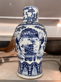 Collection vari&eacute;e en porcelaine de Chine bleu, blanc et famille rose, Qianlong et post&eacute;rieur