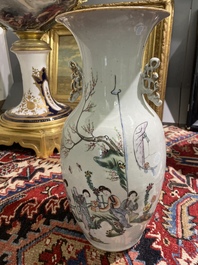 Zes Chinese famille rose en qianjiang cai vazen met floraal en figuratief decor, 19de/20ste eeuw