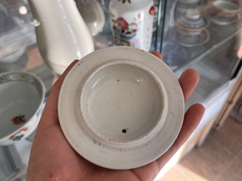 Collection vari&eacute;e en porcelaine de Chine bleu, blanc et famille rose, Qianlong et post&eacute;rieur