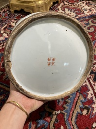 Zes Chinese famille rose en qianjiang cai vazen met floraal en figuratief decor, 19de/20ste eeuw