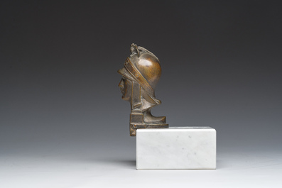 Pierre De Soete (1886-1948): Minerva, bruingepatineerd brons op een witmarmeren basis