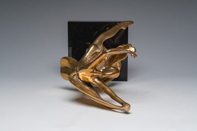Avi Kenan (1951): 'Ballerina', brons op een marmeren voet, ed. 29/100, gedateerd 1983