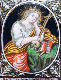 Een Franse emaille plaquette met de Heilige Maria Magdalena, Limoges, 18de eeuw