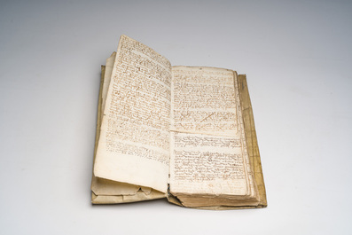 An extensive manuscript book of interest belonging to Jan de Pottere for his guardianship of Anne de Scheppere, 1645-1670