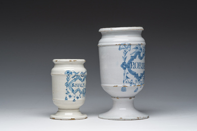 Twee blauw-witte apothekerspotten, mogelijk Antwerpen, 18de eeuw