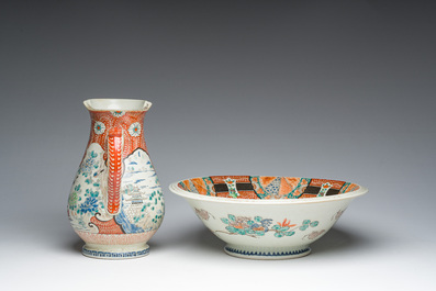 A Japanese Kutani pitcher and matching washbasin with floral design and landscapes, Meiji, 19th C.