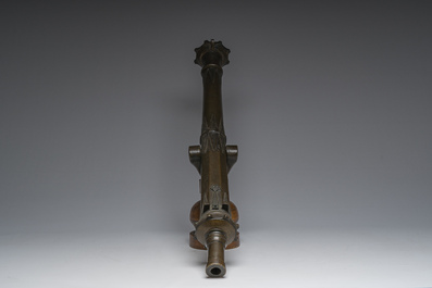 An Indonesian or Malaysian bronze mobile 'Lantaka' cannon, 18th/19th C.