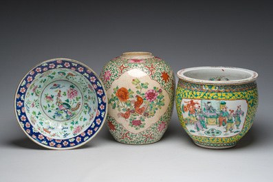 A Chinese Nanking crackle glazed famille rose jar with roosters and flowers, Kangxi mark, a bowl and a famille verte jardini&egrave;re, 19th/20th C.