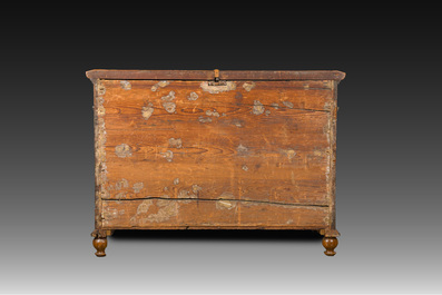 A North Italian commode with four drawers in mahogany and walnut with inlay of sphinxes and flowers in lemonwood, first third 19th C.