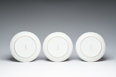 Six German gold layered and polychrome decorated porcelain 'fruit and nut' plates, KPM, Berlin, first quarter 20th C.