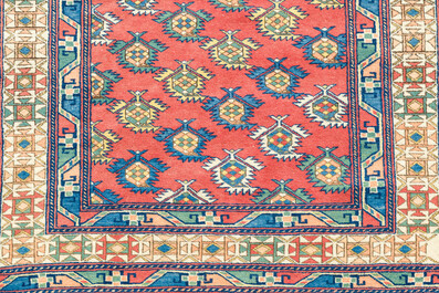 A Turkish Kula rug with geometric design, 20th C.