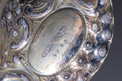 A varied collection of English silver and silver-plated tableware, 19th/20th C.