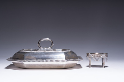 A varied collection of English silver and silver-plated tableware, 19th/20th C.