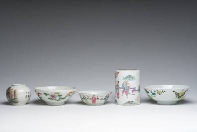 A varied collection of Chinese famille rose and qianjiang cai porcelain with floral design and animated scenes, 19th/20th C.