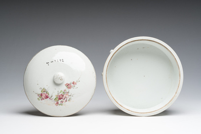 A varied collection of Chinese famille rose and qianjiang cai porcelain with floral design and animated scenes, 19th/20th C.