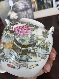 Three Chinese famille rose and qianjiang cai teapots and covers with floral design and antiquities, 19th/20th C.
