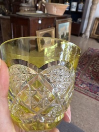 Six partly coloured overlay crystal cut glasses and one decanter, Val Saint Lambert, model Verrept, Belgium, third quarter 20th C.