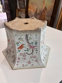 A hexagonal Chinese famille rose jardini&egrave;re with floral design, 19th C.