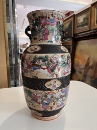 A pair of fine Chinese Nanking crackle glazed famille rose 'warrior' vases, 19th C.