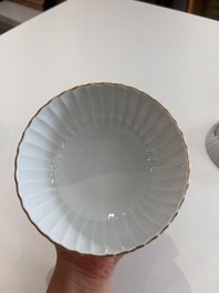A Chinese famille rose bowl and cover on stand and a teapot and cover with 'Wu Shuang Pu' design, Daoguang marks, 20th C.