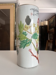 A Chinese reticulated qianjiang cai hatstand with birds among blossoming branches and two famille rose vases with animated design, 19th/20th C.