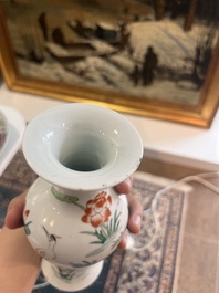 A varied collection of Chinese famille rose and famille verte porcelain, 19th/20th C.