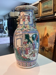 Three Chinese Canton famille rose 'warrior and palace scenes' vases, 19th C.