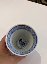 A varied collection of Chinese blue and white porcelain with figures and floral design, 18th/19th C.