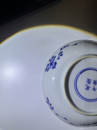 A varied collection of Chinese blue and white porcelain with figures and floral design, 18th/19th C.