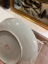 A varied collection of Chinese famille rose and famille verte porcelain, 19th/20th C.