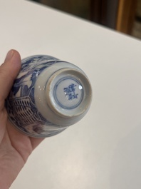 A varied collection of Chinese blue and white porcelain with figures and floral design, 18th/19th C.