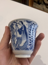 A varied collection of Chinese blue and white porcelain with figures and floral design, 18th/19th C.