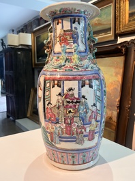 Three Chinese Canton famille rose 'warrior and palace scenes' vases, 19th C.