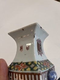 A varied collection of Chinese famille rose and famille verte porcelain, 19th/20th C.