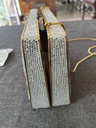 Judith Leiber (1921-2018): Pochette de soir&eacute;e orn&eacute;e de cristaux Swarovski &agrave; d&eacute;cor d'&eacute;l&eacute;phants, vers 2000