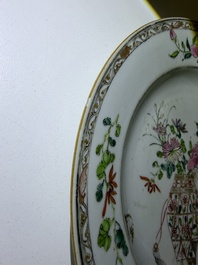 Eleven Chinese Imari style and famille rose plates with floral design, Yongzheng/Qianlong