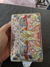 Judith Leiber (1921-2018): Pochette de soir&eacute;e orn&eacute;e de cristaux Swarovski &agrave; d&eacute;cor d'&eacute;l&eacute;phants, vers 2000