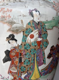 A pair of impressive Japanese Kutani vases and covers with animated scenes and floral design, signed, Meiji, 19th C.