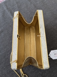 Judith Leiber (1921-2018): Pochette de soir&eacute;e orn&eacute;e de cristaux Swarovski &agrave; d&eacute;cor d'&eacute;l&eacute;phants, vers 2000