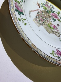 Eleven Chinese Imari style and famille rose plates with floral design, Yongzheng/Qianlong
