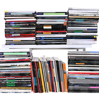 Important ensemble de catalogues sur les arts d'Asie