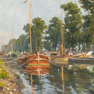 Jean Van Cleemput (1881-1948): Paysage fluvial animé avec un pont-levis, huile sur toile
