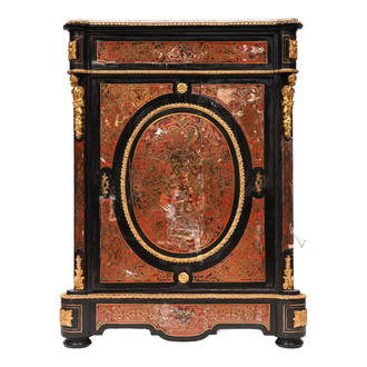 A French Napoleon III gilt bronze mounted tortoiseshell and brass marquetry Boulle one-door cabinet with marble top, 19th C.