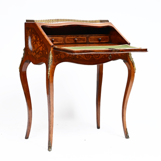 A French Louis XV style gilt bronze mounted ladies' writing desk with rich marquetry, 19th C.