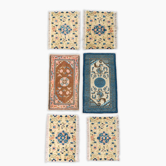 Six tapis divers, laine sur coton, Chine, 20ème siècle