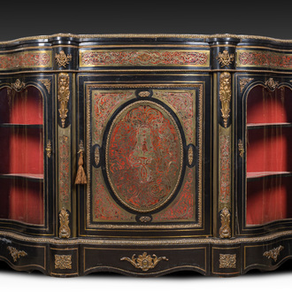 A French Historicism gilt bronze mounted tortoiseshell and brass marquetry ebonised wooden Boulle three-door credenza, 19th C.