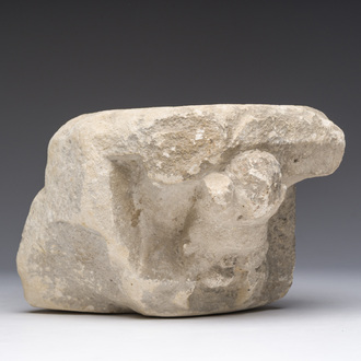 A Flemish medieval carved Balegem stone corbel, 14th/15th C.