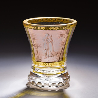 Een Oostenrijkse geslepen en vergulde beker met een romantische 'Reconciliant' scène, 19de eeuw