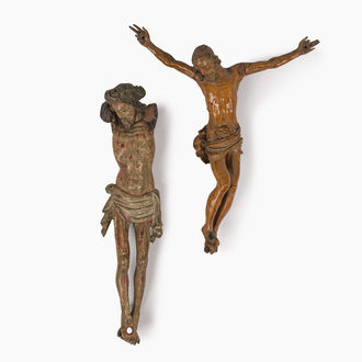 Two Flemish boxwooden and polychrome wooden Corpi Christi, 16th/17th C.